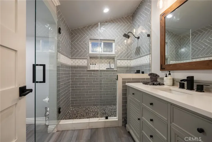 41496 Comstock Lane, Big Bear Lake, California 92315