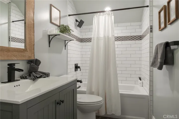 41496 Comstock Lane, Big Bear Lake, California 92315