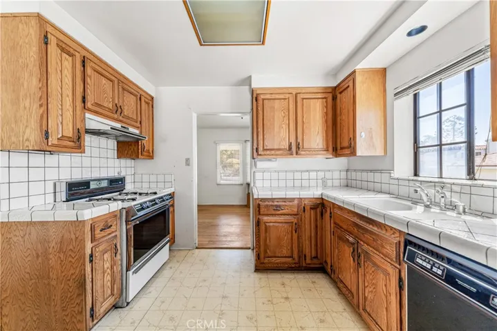 1807 Orange Grove Avenue, Alhambra, California 91803