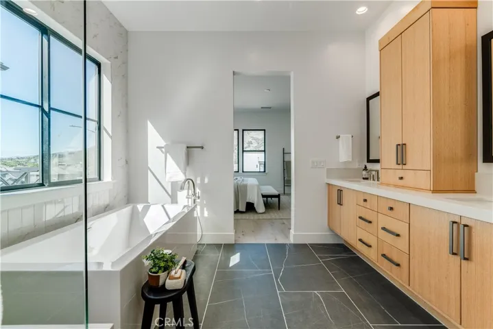 1451 Hansen Lane, San Luis Obispo, California 93401