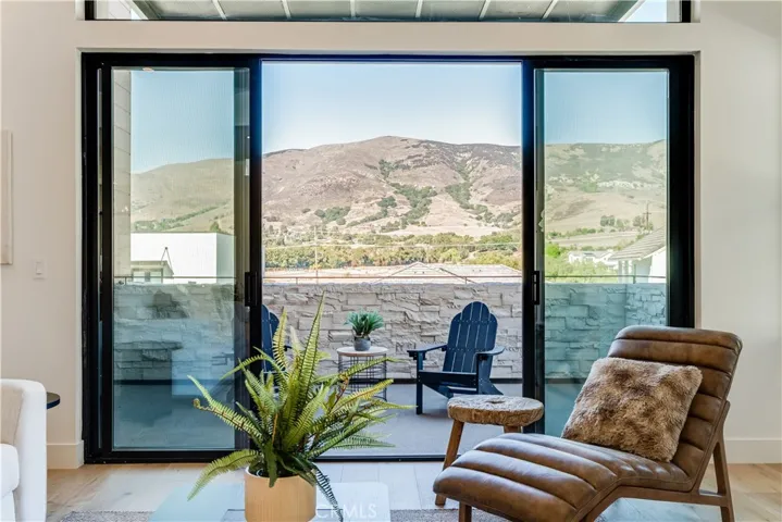 1451 Hansen Lane, San Luis Obispo, California 93401