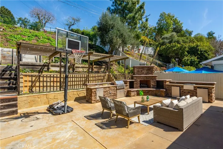 26846 Basswood Ave., Rancho Palos Verdes, California 90275