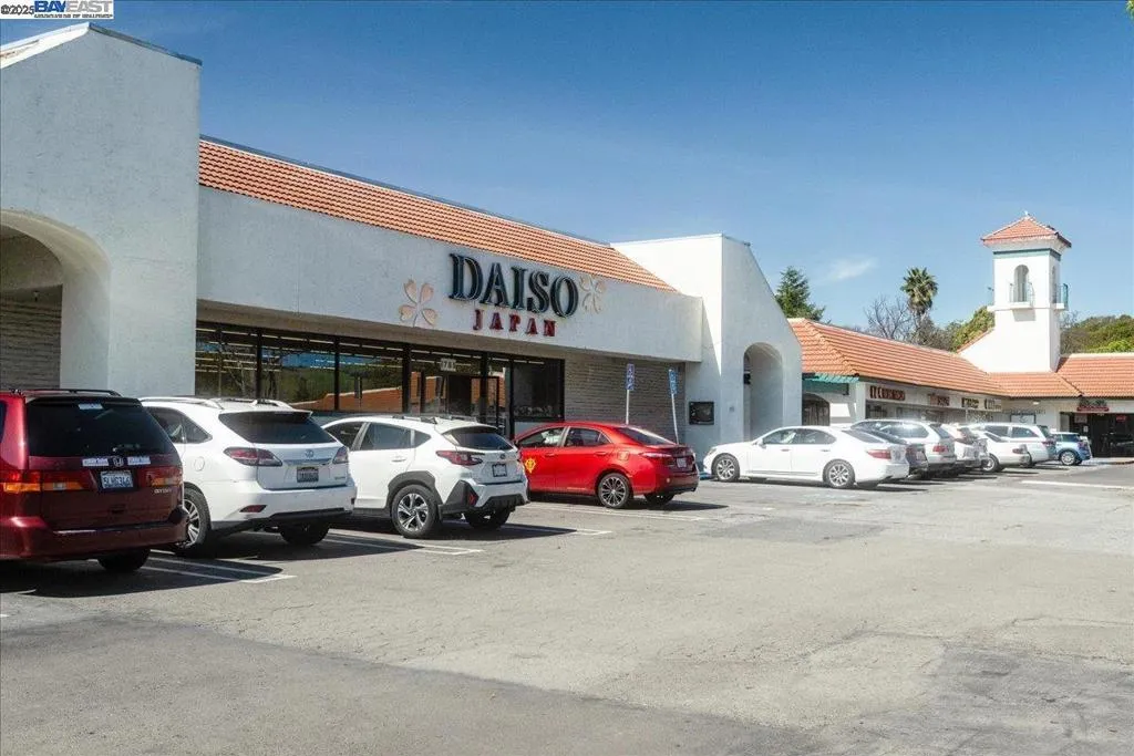 34701 Alvarado Niles Rd 2, Union City, California 94587 home-pic-29