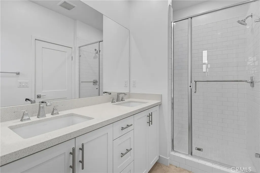 2217 W. Orange, Anaheim, California 92804 home-pic-10