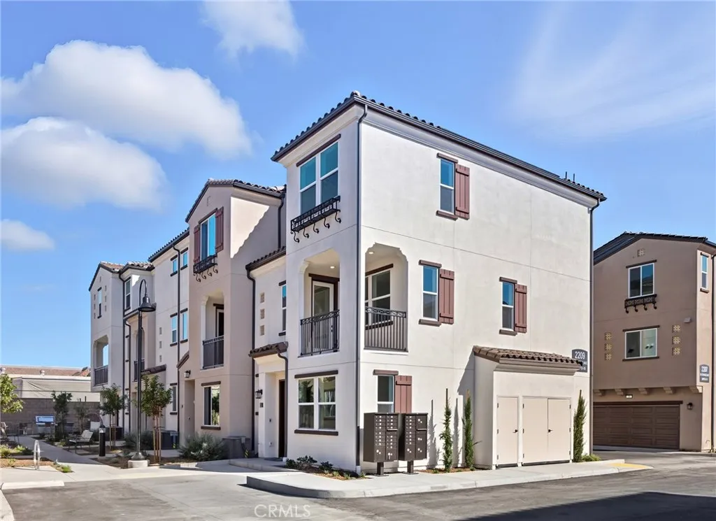 2217 W. Orange, Anaheim, California 92804 home-pic-1