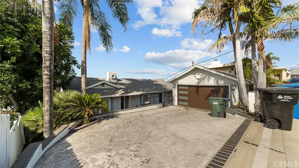 12032 S Circle Drive, Whittier, California 90601 home-pic-0