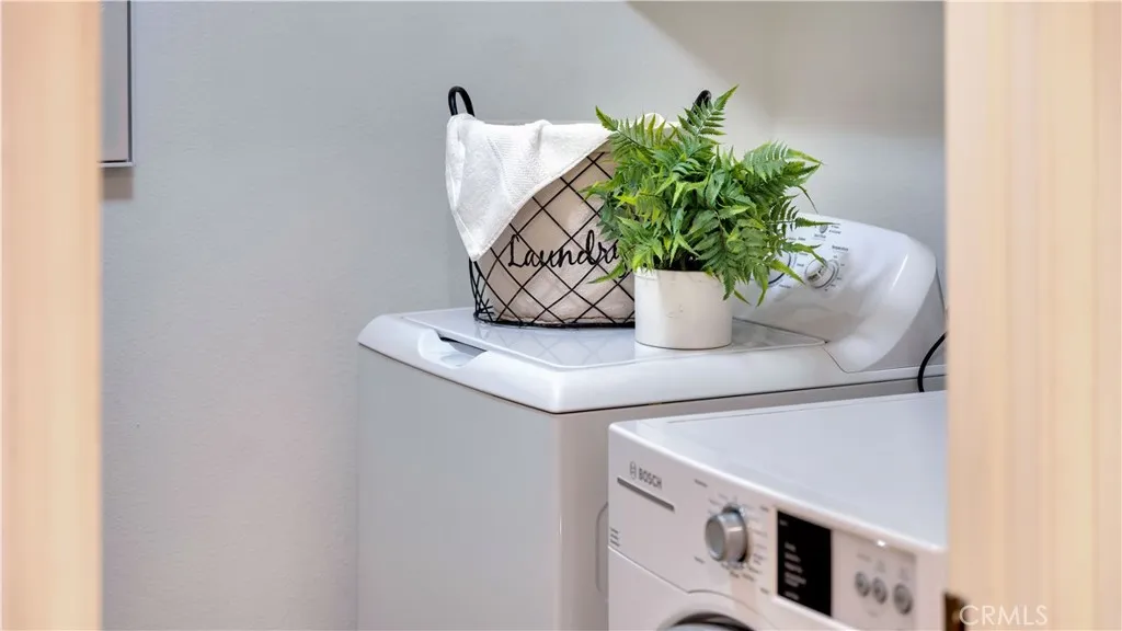 2 Ellisworth Aisle, Irvine, California 92620 home-pic-30