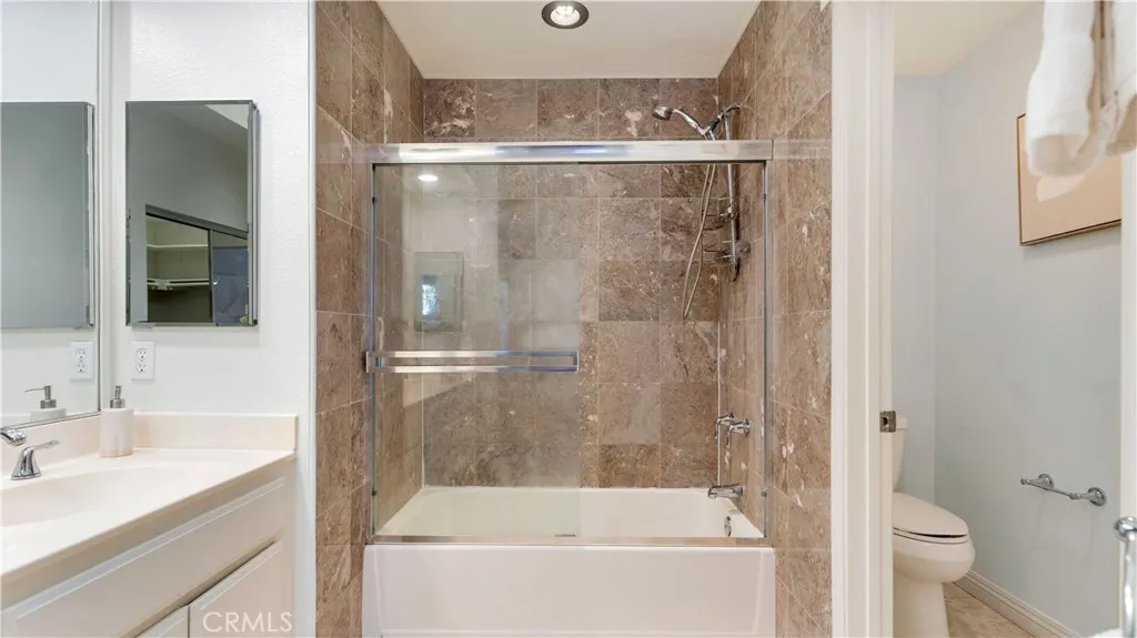 2 Ellisworth Aisle, Irvine, California 92620 home-pic-20