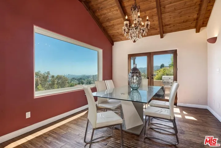 6324 Quebec Drive, Los Angeles, California 90068