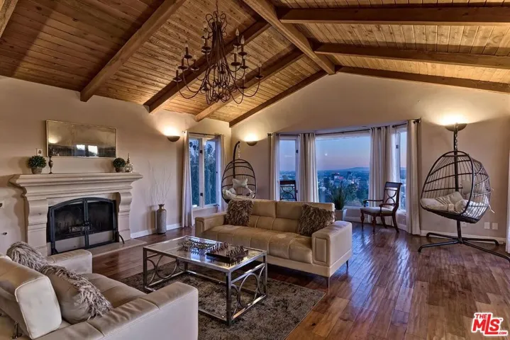 6324 Quebec Drive, Los Angeles, California 90068