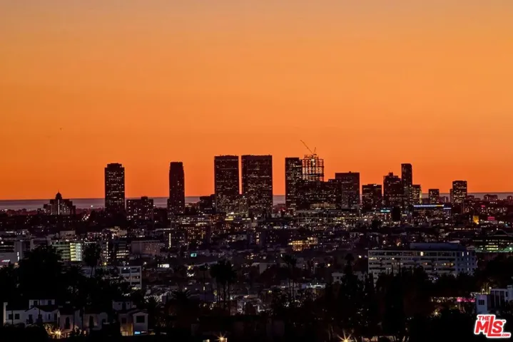 6324 Quebec Drive, Los Angeles, California 90068