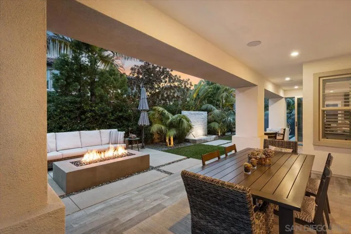 203 Stonesteps Way, Encinitas, California 92024