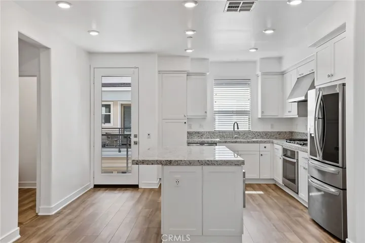 454 Palermo, Lake Forest, California 92630