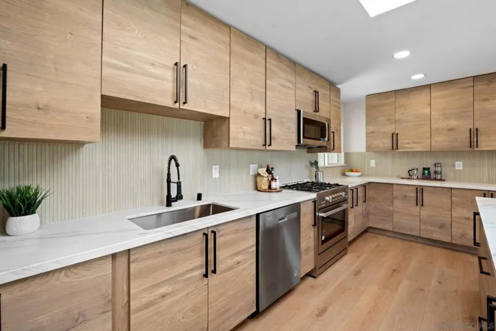 10104 Cristobal Dr, Spring Valley, California 91977