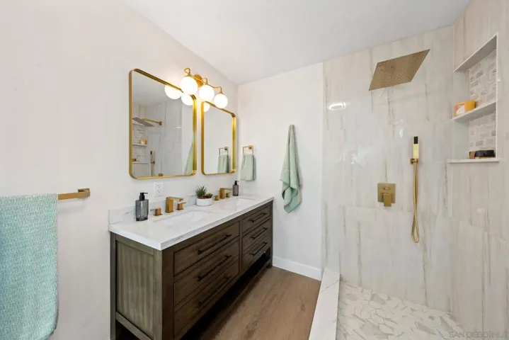 10104 Cristobal Dr, Spring Valley, California 91977