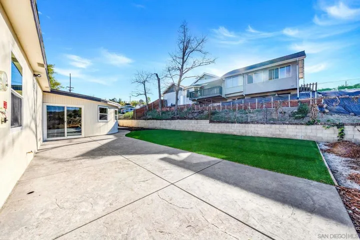 10104 Cristobal Dr, Spring Valley, California 91977
