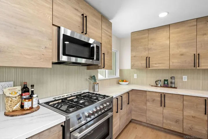 10104 Cristobal Dr, Spring Valley, California 91977