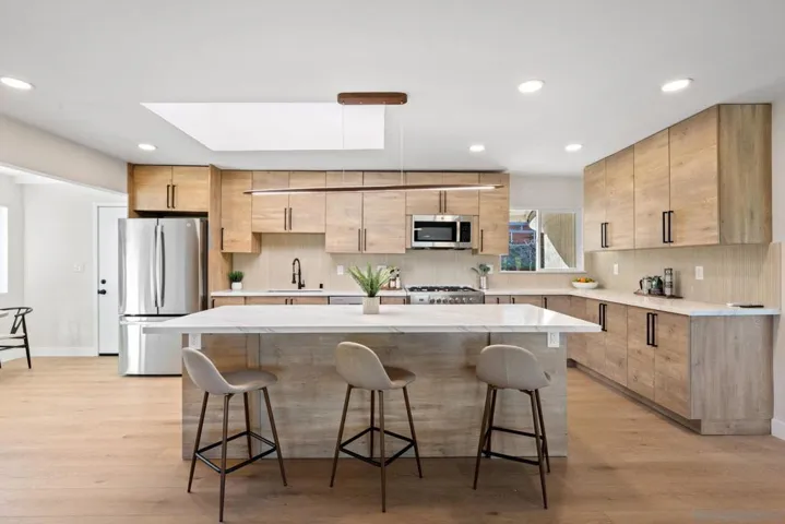 10104 Cristobal Dr, Spring Valley, California 91977