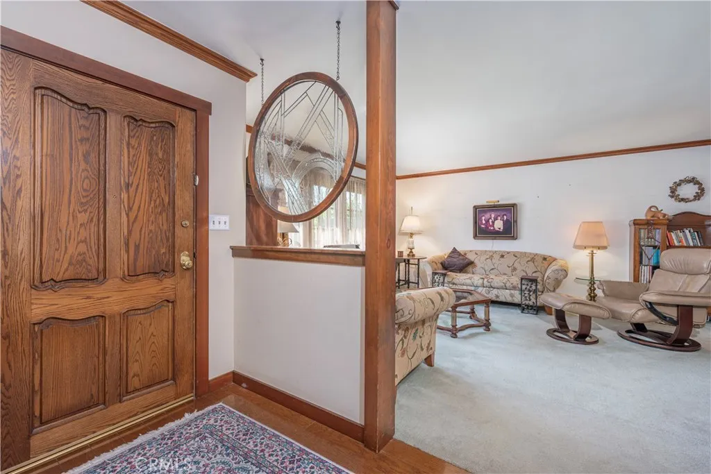 13925 Branton Place, Sherman Oaks, California 91423 home-pic-3
