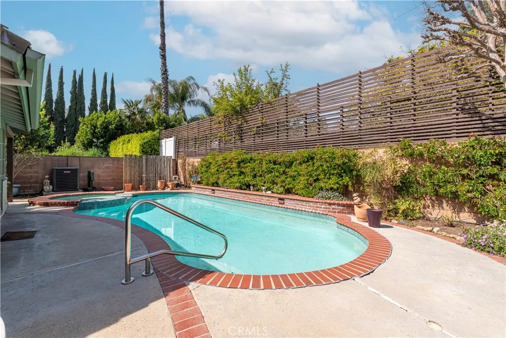 13925 Branton Place, Sherman Oaks, California 91423 home-pic-30