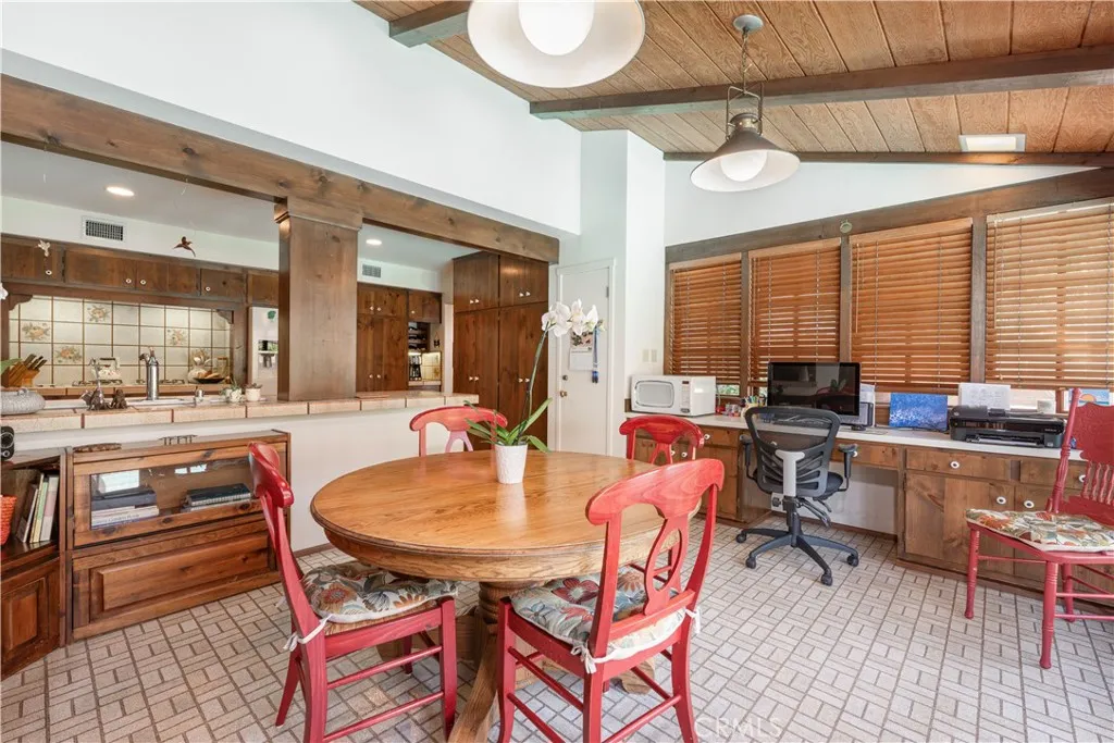 13925 Branton Place, Sherman Oaks, California 91423 home-pic-13