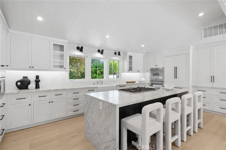 3143 Bonn Drive, Laguna Beach, California 92651