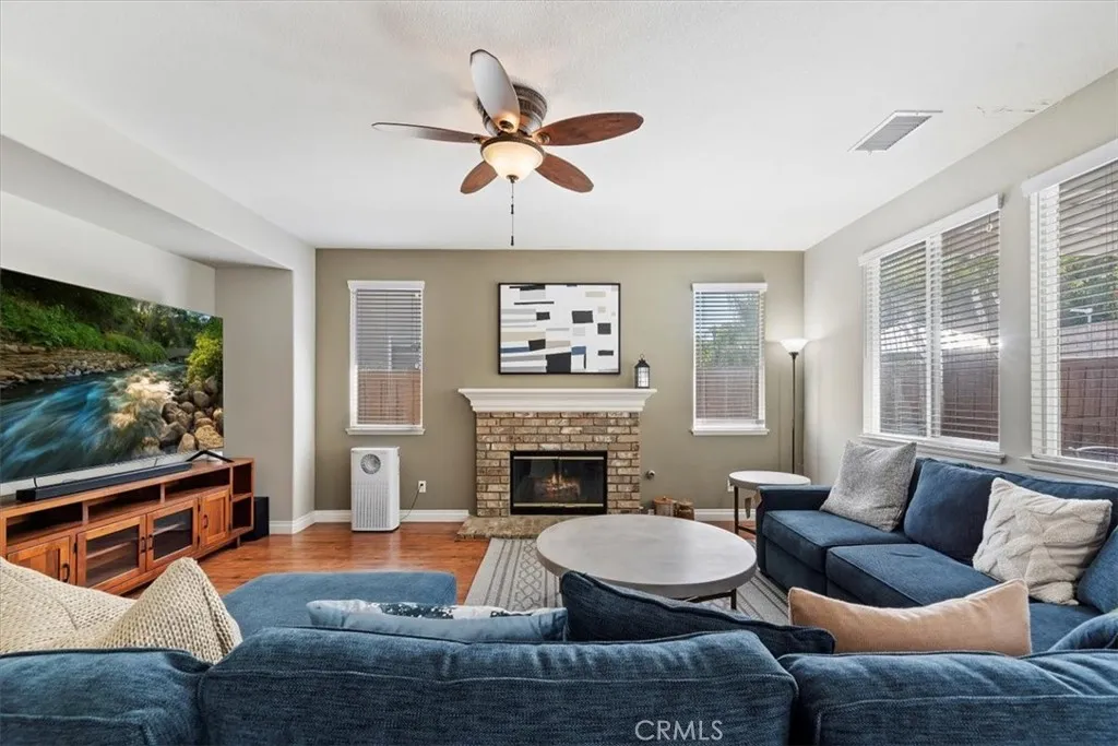 1370 Stein Way, Corona, California 92882 home-pic-21