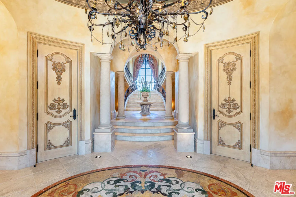 gallery-image 4