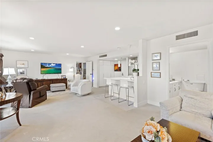 24055 Paseo Del Lago 107, Laguna Woods, California 92637