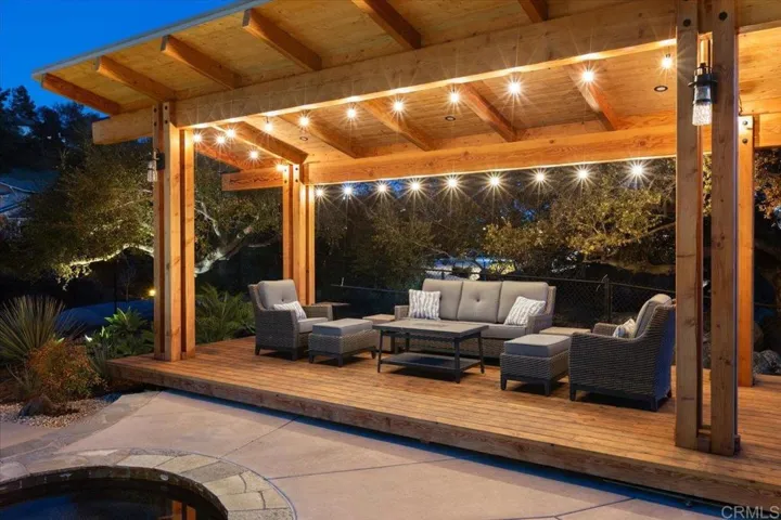 766 Gretna Green Way, Escondido, California 92025