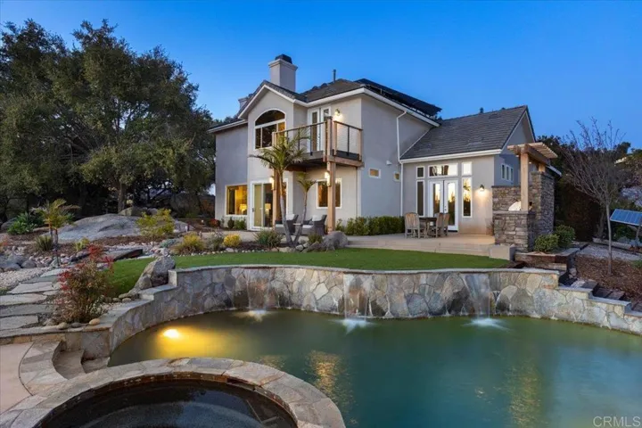 766 Gretna Green Way, Escondido, California 92025