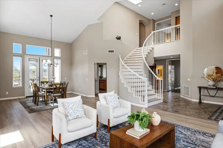 766 Gretna Green Way, Escondido, California 92025
