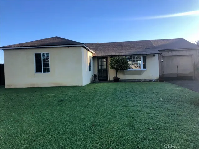 1030 Linden Place, Costa Mesa, California 92627
