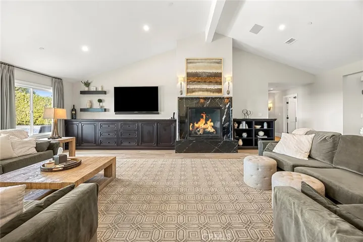 6452 Acacia Lane, Yorba Linda, California 92886