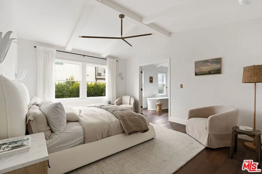 4730 Angeles Vista Boulevard, View Park, California 90043 home-pic-19