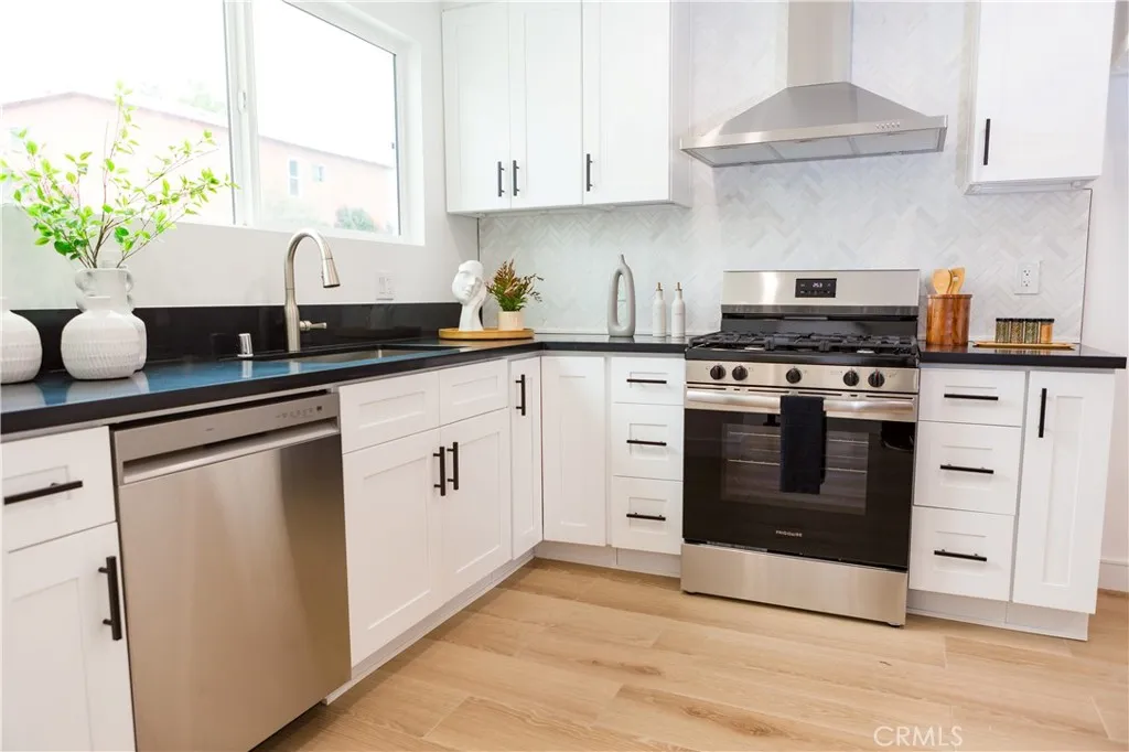 5106 O Sullivan Drive, Los Angeles, California 90032 home-pic-12