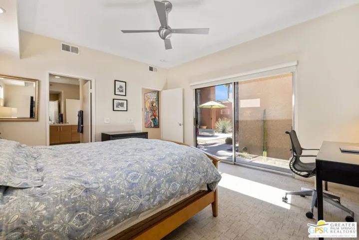 686 Dunes Court, Palm Springs, California 92264