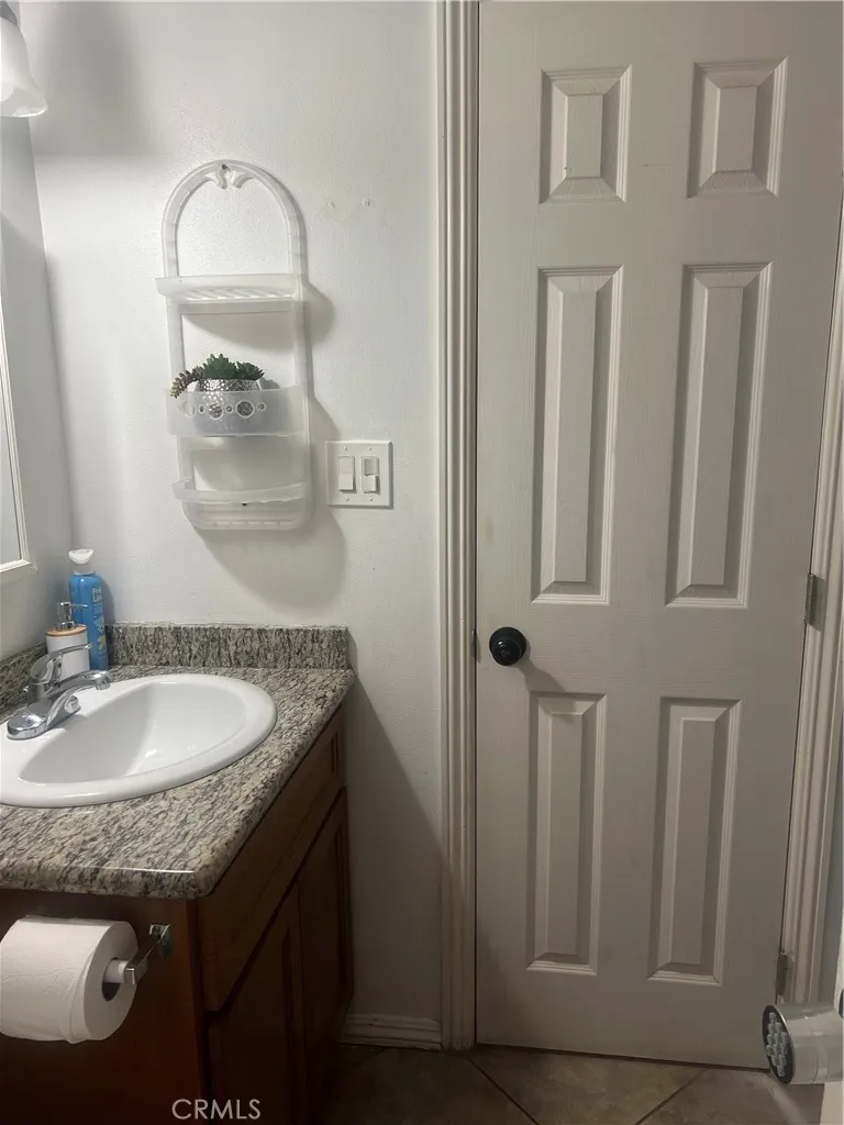 904 S Del Mar Avenue, San Gabriel, California 91776 home-pic-19