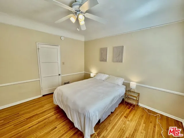 1206 S Alfred Street, Los Angeles, California 90035