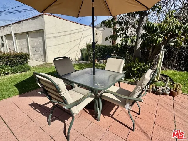 1206 S Alfred Street, Los Angeles, California 90035