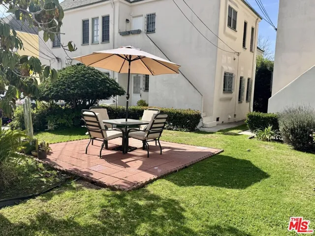 1206 S Alfred Street, Los Angeles, California 90035
