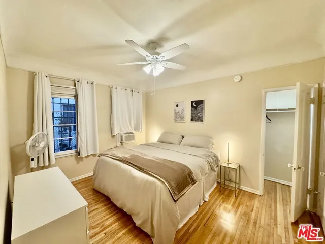 1206 S Alfred Street, Los Angeles, California 90035
