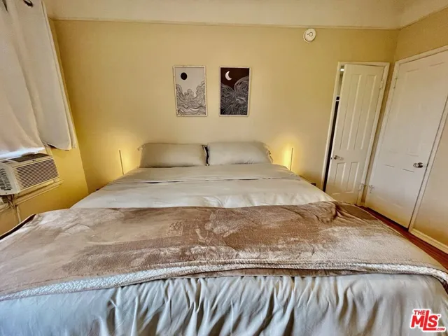 1206 S Alfred Street, Los Angeles, California 90035