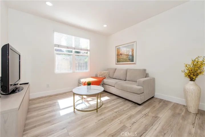 94 Chantilly, Irvine, California 92620