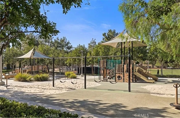 94 Chantilly, Irvine, California 92620