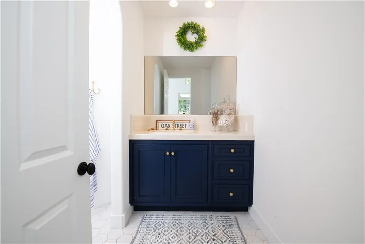 1160 Morningside Drive, Laguna Beach, California 92651