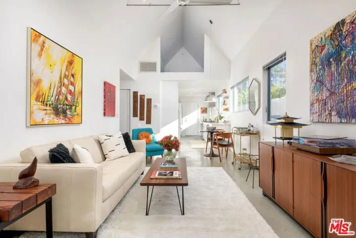 903 W Mission Street, Santa Barbara, California 93101