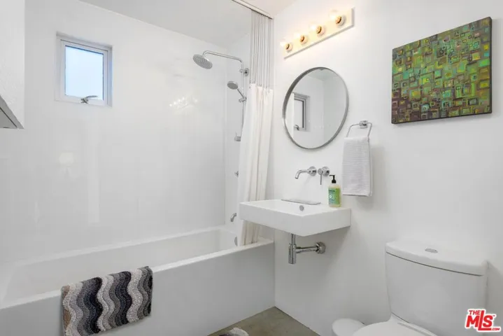 903 W Mission Street, Santa Barbara, California 93101