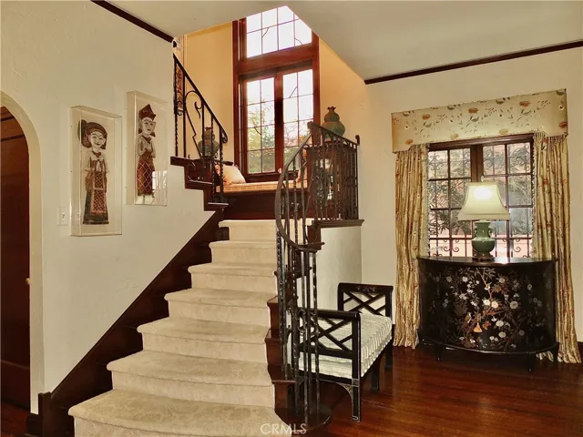 3320 East 1st Street, Long Beach, California 90803