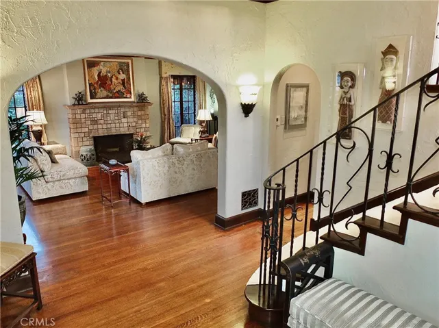 3320 East 1st Street, Long Beach, California 90803